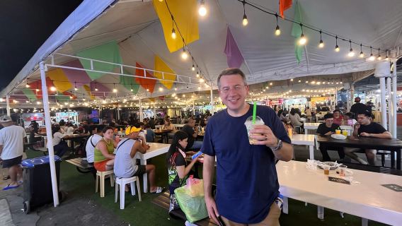 Mercato notturno di Manila con guida locale