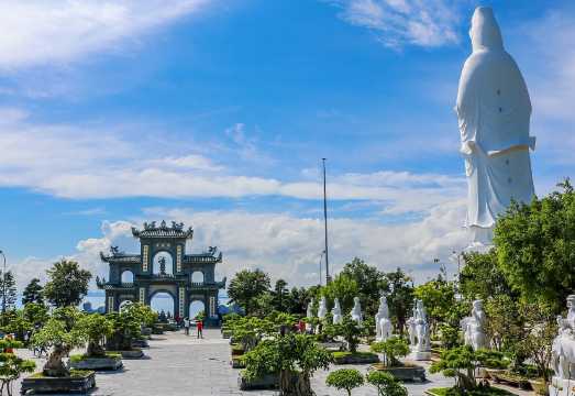 Da Nang: Private Full-Day Son Tra Peninsula, Marble Mountains & Hoi An Ancient Town Tour