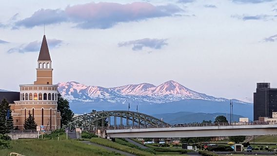 日本北海道+旭川點對點上門接駁+市區包車/中文司機行程可調