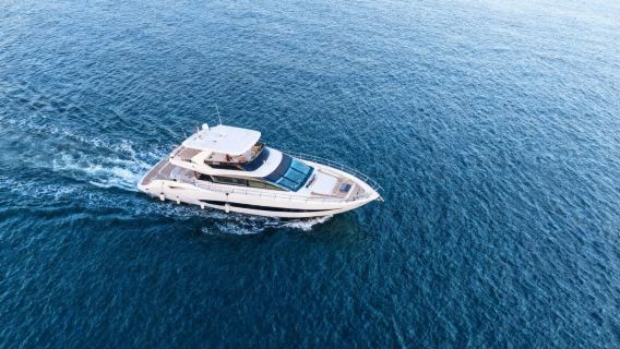 [Shanghai Private Yacht Night Cruise on Huangpu River] Shanghai Huangpu River Hanhong 68ft Three-Deck Luxury Yacht Charter for Birthdays, Proposals & High-End Receptions – Born for the Huangpu River