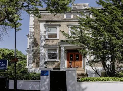 Best Western Swiss Cottage Hotel