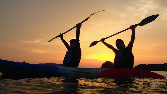 Beautiful sunset kayak tour in Okinawa