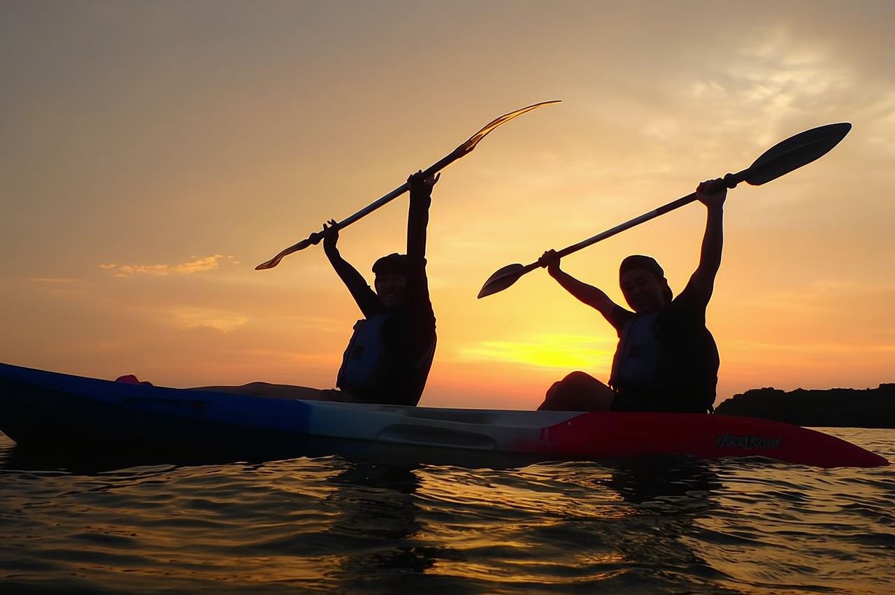 Beautiful sunset kayak tour in Okinawa