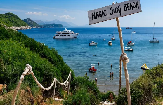 乘船遊覽埃拉菲蒂群島 (Elaphiti islands) 並享用野餐