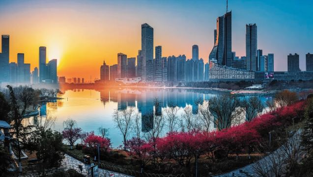 Hefei, Anhui: Excursión de un día con servicio de coche privado con conductor personalizado | Un grupo por reserva | Disponible en múltiples idiomas como chino, inglés, ruso, español y coreano