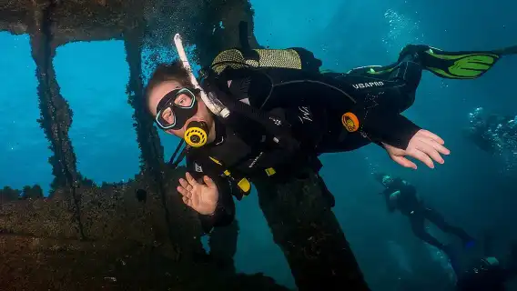 Guided Boat Dives for Certified Divers