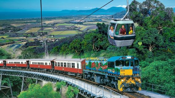 Tagesausflug nach Kuranda und dem Regenwald-Naturpark von Cairns [Zug/Seilbahn]