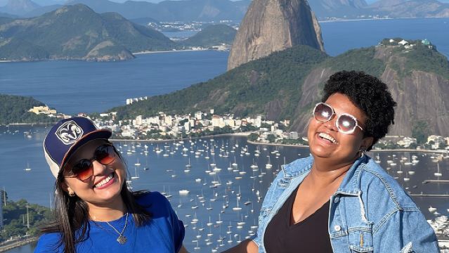 เหมาทัวร์: กริชตูเรเดงโตร์, สนามกีฬามารากานา, ภูเขาน้ำตาล, ย่านเมืองเก่า และเซลารอน