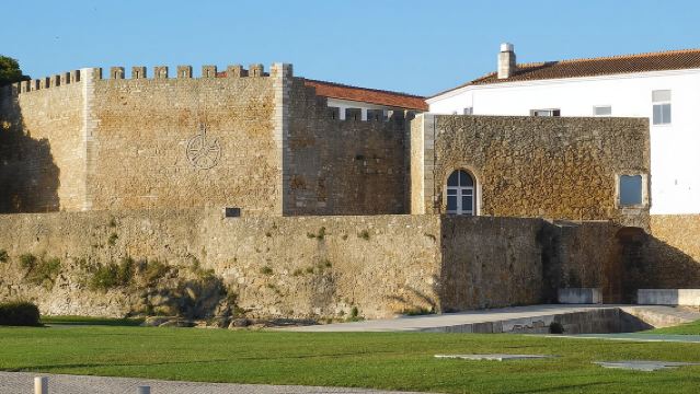 ทัวร์รถตุ๊กตุ๊กรอบเมืองเก่าและเมืองใหม่ของลากอสและชายหาด - วิธีที่ดีที่สุดในการรู้จักลากอส