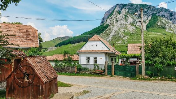 From Cluj: Turda Salt Mine, Gorge, and Remetea Full-Day Trip