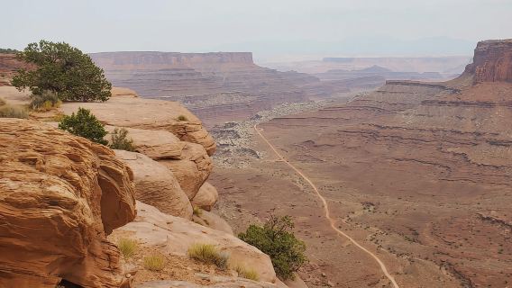 Excursión matutina en 4x4 a Canyonlands Island In The Sky