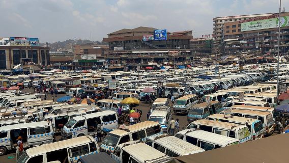 Kampala: Lawatan bersiar-siar berjalan kaki Berpandu Bandar