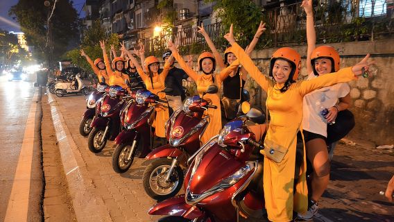 Tour gastronomici in moto ad Hanoi: tour in moto ad Hanoi guidati da donne