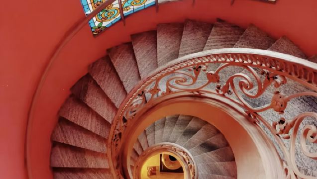 越南峴港市 專業翻譯|旅遊地陪導遊|商務陪同拜訪|展會翻譯|自由行地接|行程規劃定制