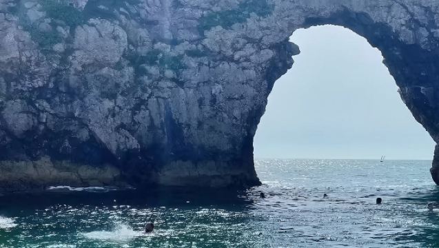英國倫敦來回侏羅紀海岸杜德爾門10小時包車一日遊