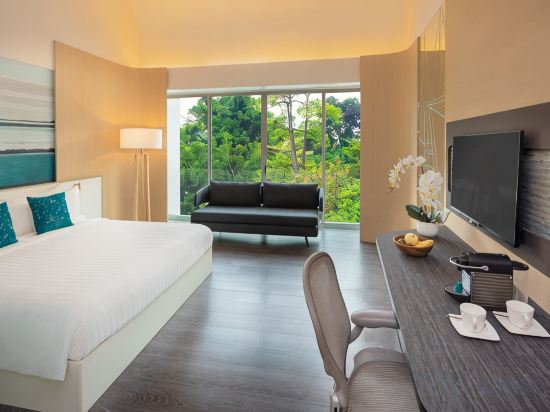 ONE15 Marina Hotel Sentosa Cove Room Type - Hill View Room
