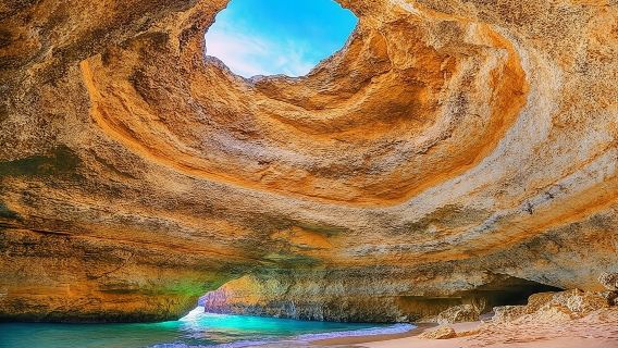 Portimão Private Boat Tour Caves Circuit and Coast Sightseeing