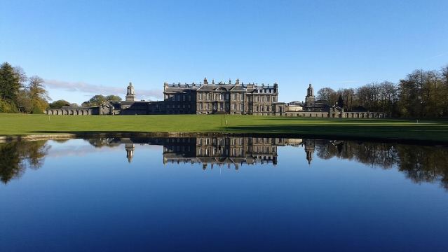 Edinburgh: The Outlander, Palaces & Jacobites Tour