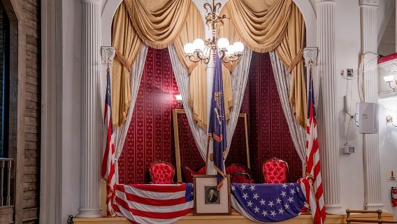 Lincoln Assassination Tour with Ford's Theatre and Petersen House