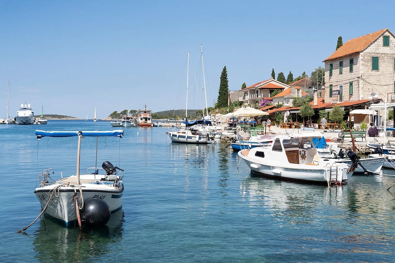 Split: Blaue Lagune, Trogir und Solta – Schnellboot-Tour