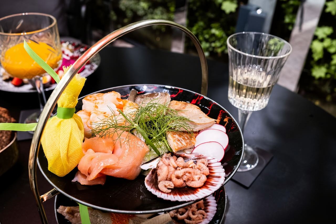 Berlin: Frühstück im Café Wintergarten