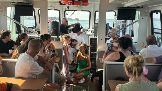 Solar harbour cruise with live music! (Optional lunch/dinner)