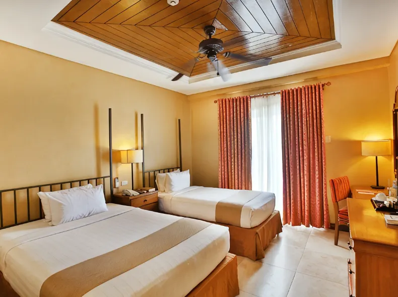 Crown Regency Prince Resort