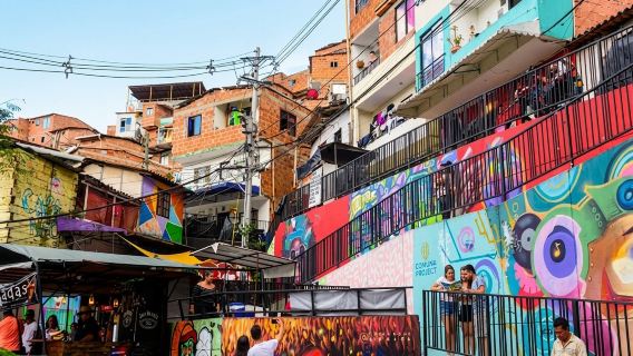 Medellin Grafitti experience - Half-Day Guided Tour
