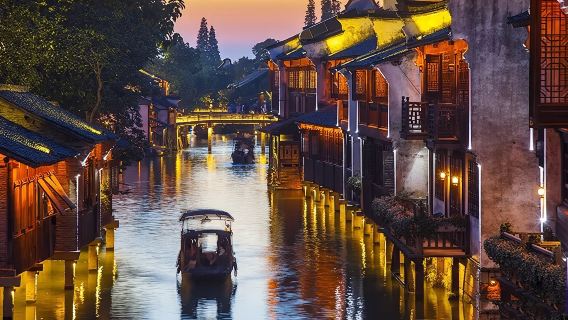 真純玩：杭州西湖+西湖遊船+烏鎮西柵+西柵夜景一日遊出發晚