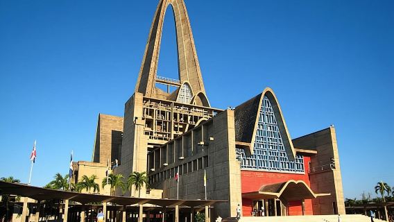 Half-day City tour cultural from punta cana for small group