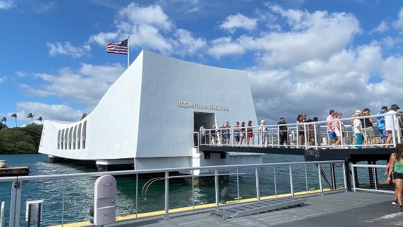 Tribute to Pearl Harbor Arizona Memorial Tour