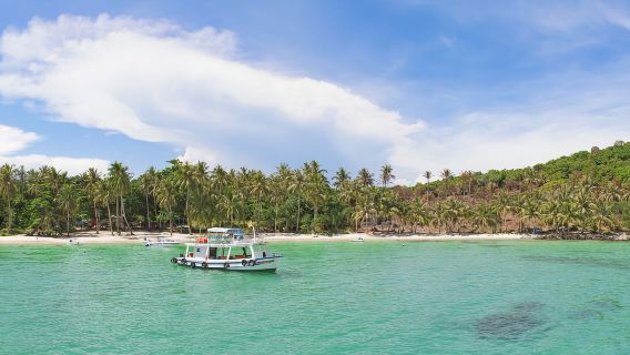 Vietnam Phu Quoc Island south island 1-day tour includes cable car + water park + beach + temple + lunch