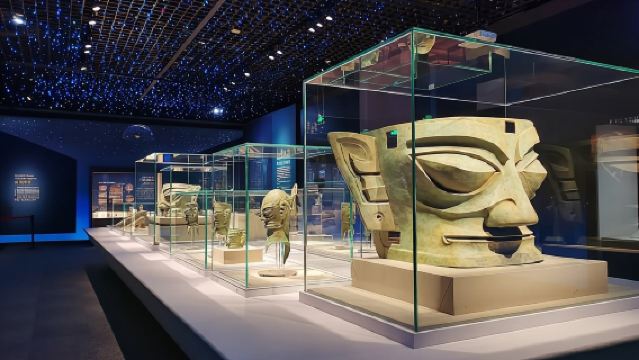 Perkhidmatan Penerangan Profesional Muzium Sichuan Chengdu [Cina/Inggeris]: Nikmati Khazanah Berusia Ribuan Tahun Bashu, Dengar Cerita Menarik Tentang Tamadun