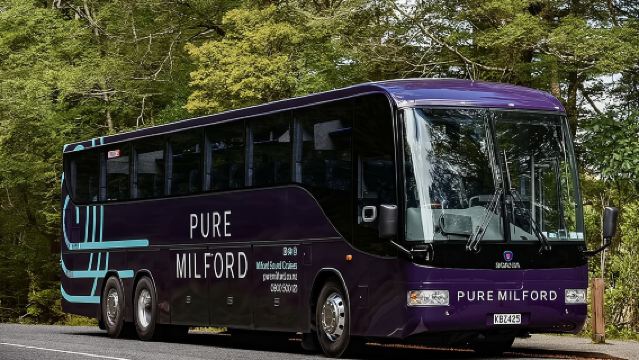 Milford Sound Coach & Cruise Tour from Te Anau