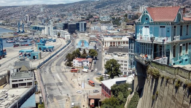 Tour en Valparaíso: Arte callejero, funiculares y puerto