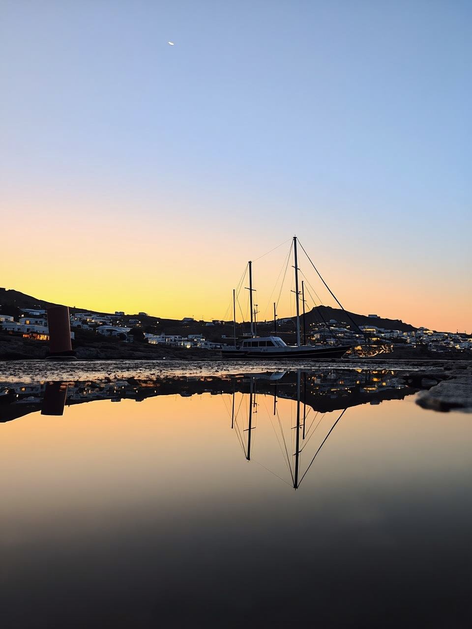 Mykonos: crociera in barca al tramonto con cena leggera e bevande