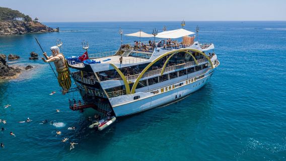Antalya Kemer Bootstouren (Schaumparty) mit Mittagessen