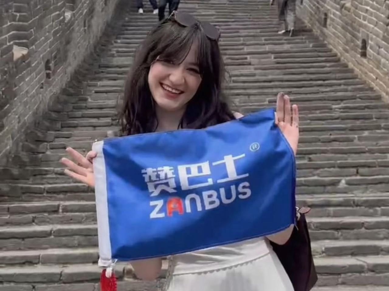 รถบัสไปกำแพงเมืองจีนมู่เถียนหยู ออกเดินทาง 08:00/09:00/10:00 น. กลับ 15:00/16:00/17:00 น.