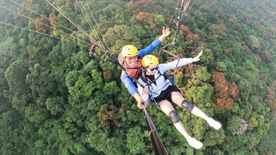 Da Nang Private paragliding experience on Monkey Mountain