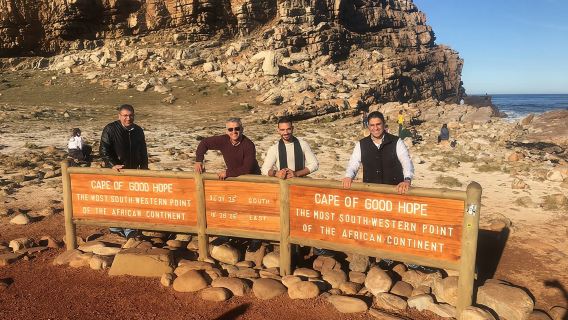 ทัวร์ส่วนตัว: อาณานิคมเพนกวินที่หาดโบลเดอร์สและแหลมกู๊ดโฮป