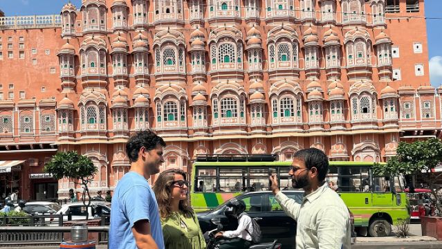 Passeggiata nel patrimonio di Jaipur con giro in risciò