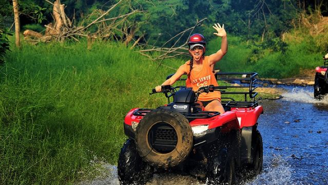 Aventura en cuatrimoto por la selva y la playa en Sayulita, degustación de tequila