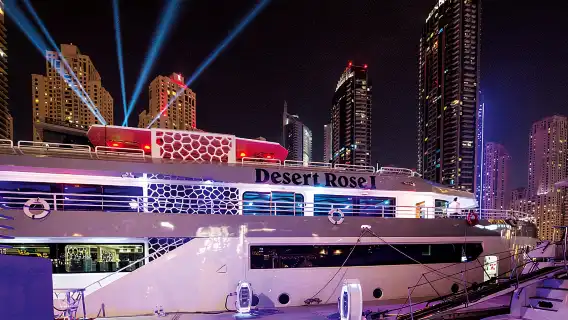 杜拜：豪華「巨型遊輪晚餐」晚宴