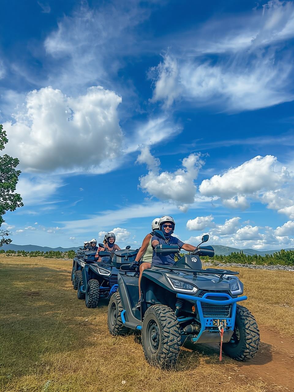 Split: tour en quad por Dalmacia con baño en el río y picnic