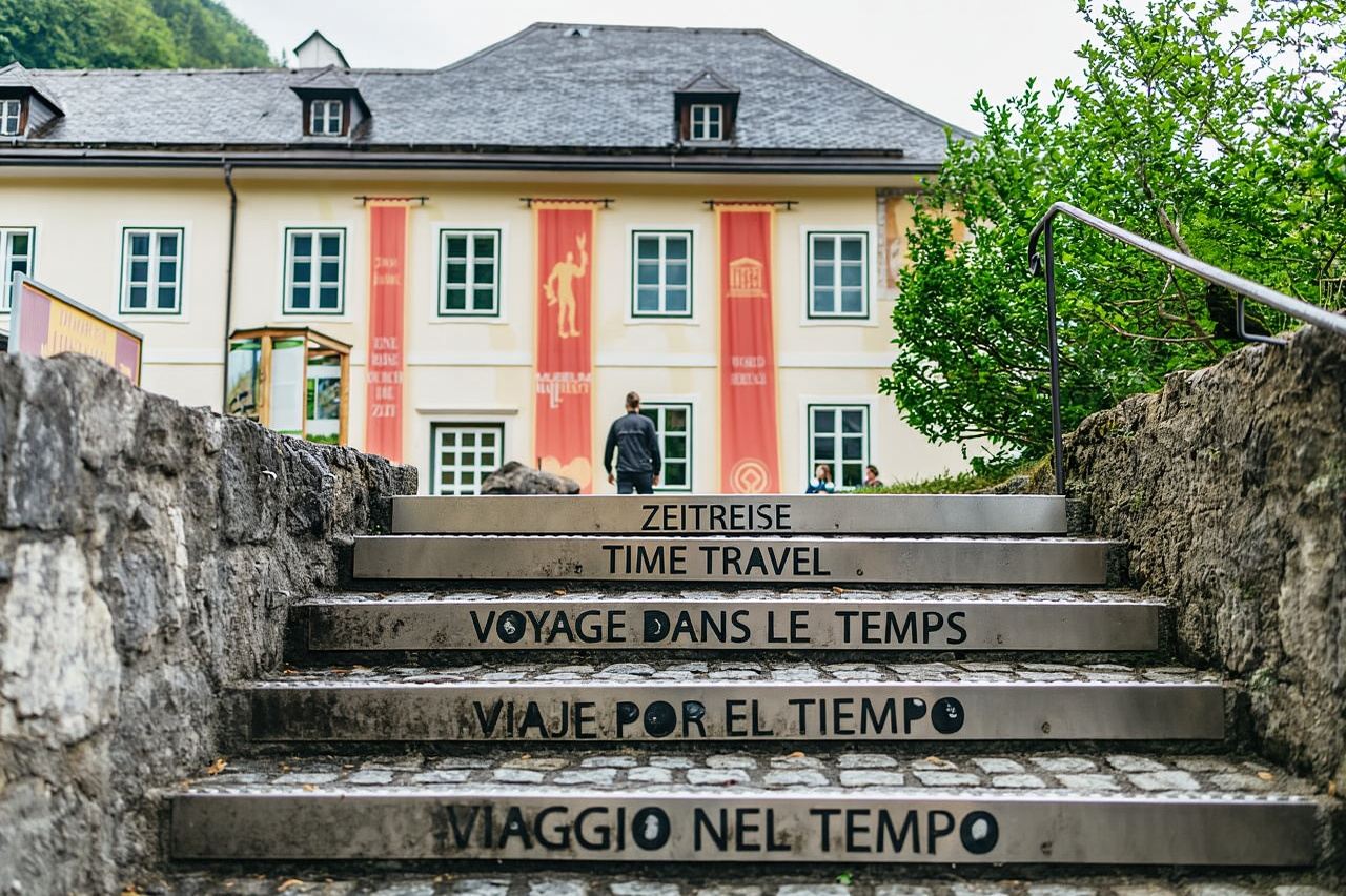 From Salzburg: Half-Day Tour to Hallstatt