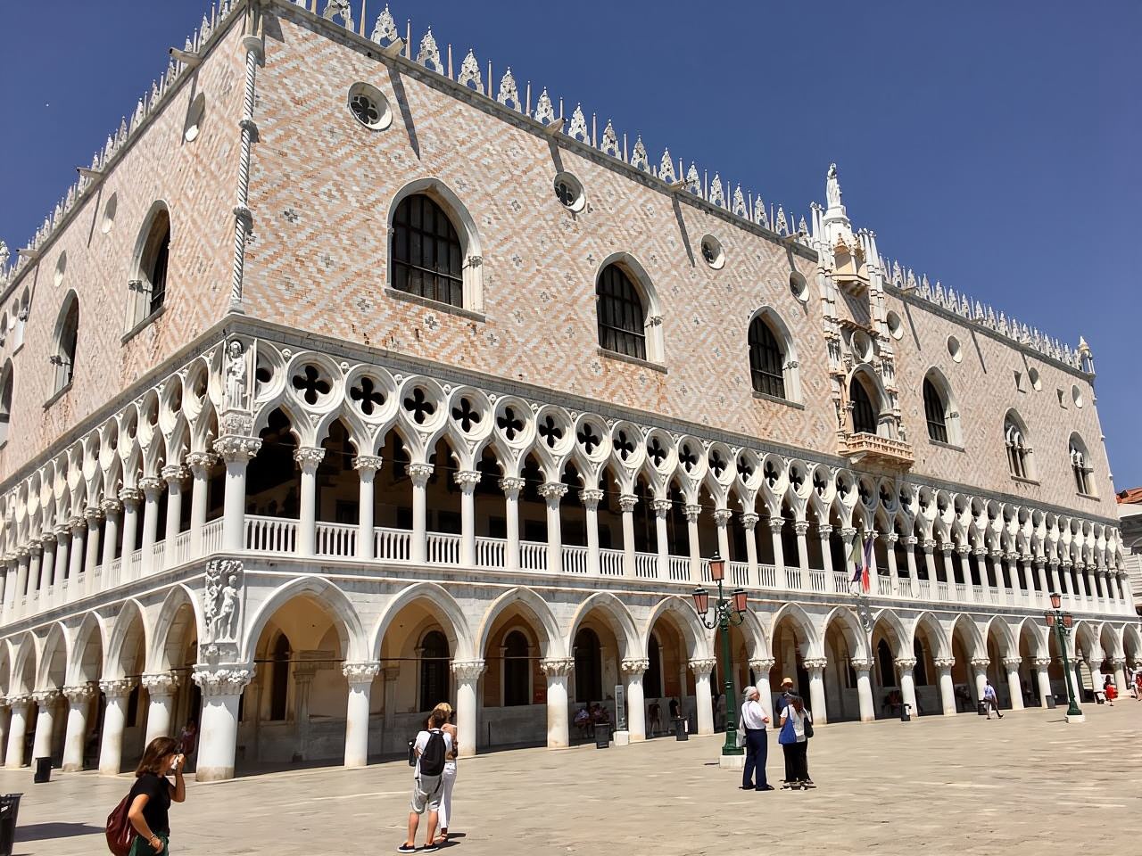 Venice: Priority Access Doge's Palace Small-group Tour