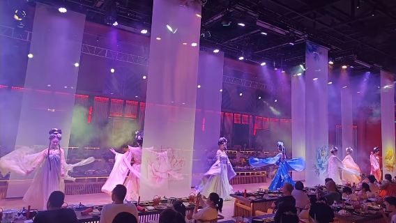 Luoyang: Xingyi Lane ● Imperial Tang Banquet - Immersive Experience of the Grand Tang Palace Feast [Imperial Cuisine + Tang-style Music and Dance Performance + Optional Ancient Costume and Makeup Experience] #