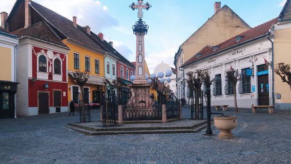 ทัวร์ 1 วัน เมืองเซนต์แอนดรูว์ + อาคารรัฐสภา + ป้อมชาวประมง + ปราสาทบูดา - พระราชวังหลวง ที่บูดาเปสต์ ประเทศฮังการี