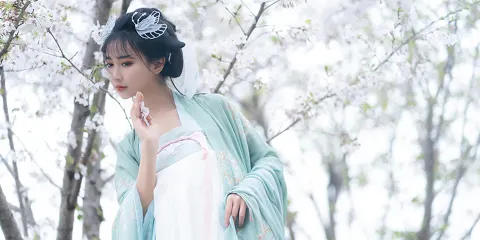 大同Trip Moments【街拍跟拍航拍抓拍婚拍/多語言翻譯攝影師/攝影攝像/底片全送】