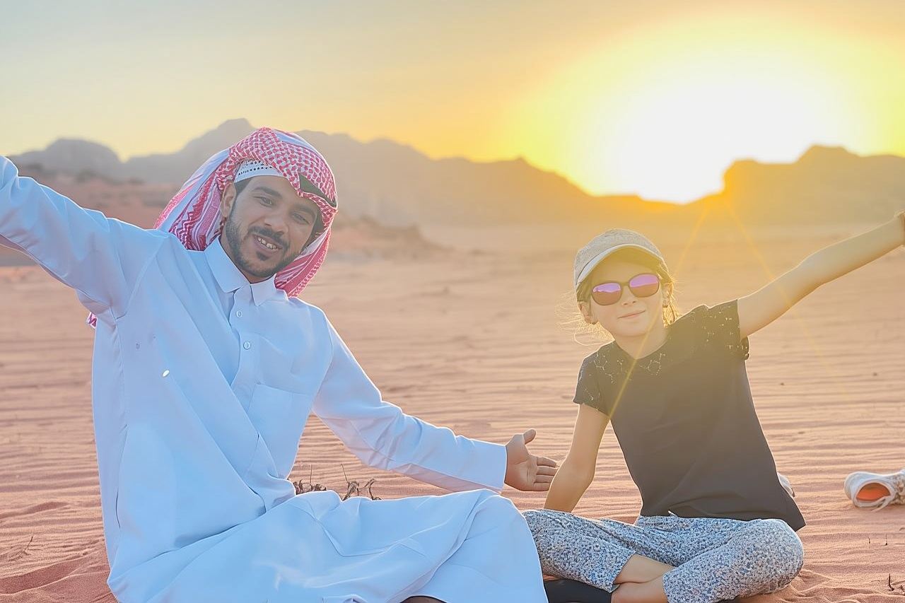 Ganztägige Jeep-Tour & traditionelles Mittagessen – Highlights der Wadi-Rum-Wüste